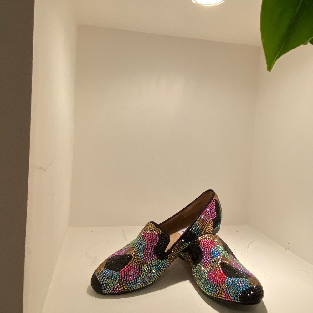 🧡STEVE MADDEN —Swarovski Crystal— 💜 - Picture 3 of 5